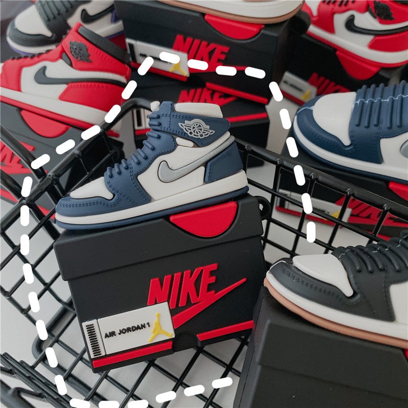 Vỏ Bảo Vệ Hộp Sạc Tai Nghe airpods gen 3 1 / 2 / pro 2 Hình Giày Thể Thao air jordan Kèm Móc Treo Tiện Dụng