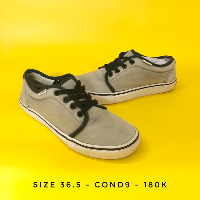 Giày vans cũ- đã qua sử dụng