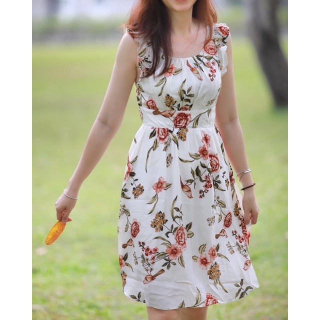 Đầm hoa thắt nơ lưng Ruchan