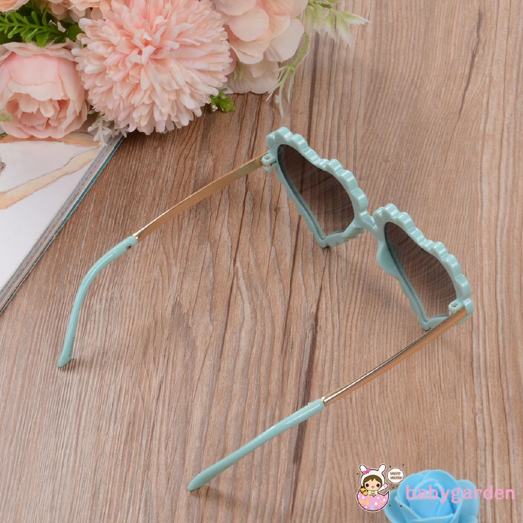 Kính mát trang trí hình trái tim chống tia UV dành cho bé