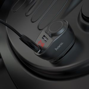 Tẩu sạc ôtô 3.1A Hoco Z34 có đèn LED hiển thị gồm 2 cổng USB - Chính hãng