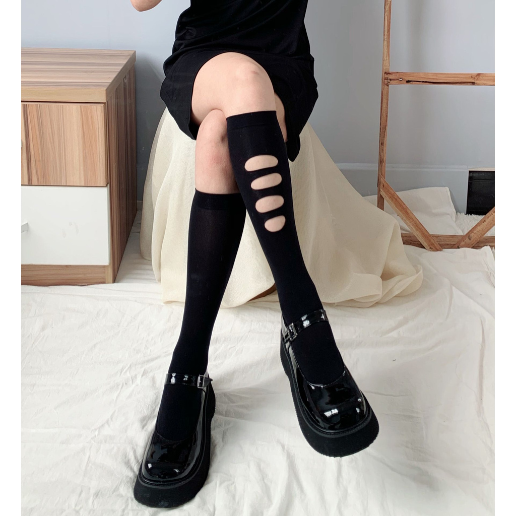 Tất nhung cao cổ thiết kế cắt lỗ hợp thời trang phong cách Hàn Quốc cá tính dành cho nữ | BigBuy360 - bigbuy360.vn