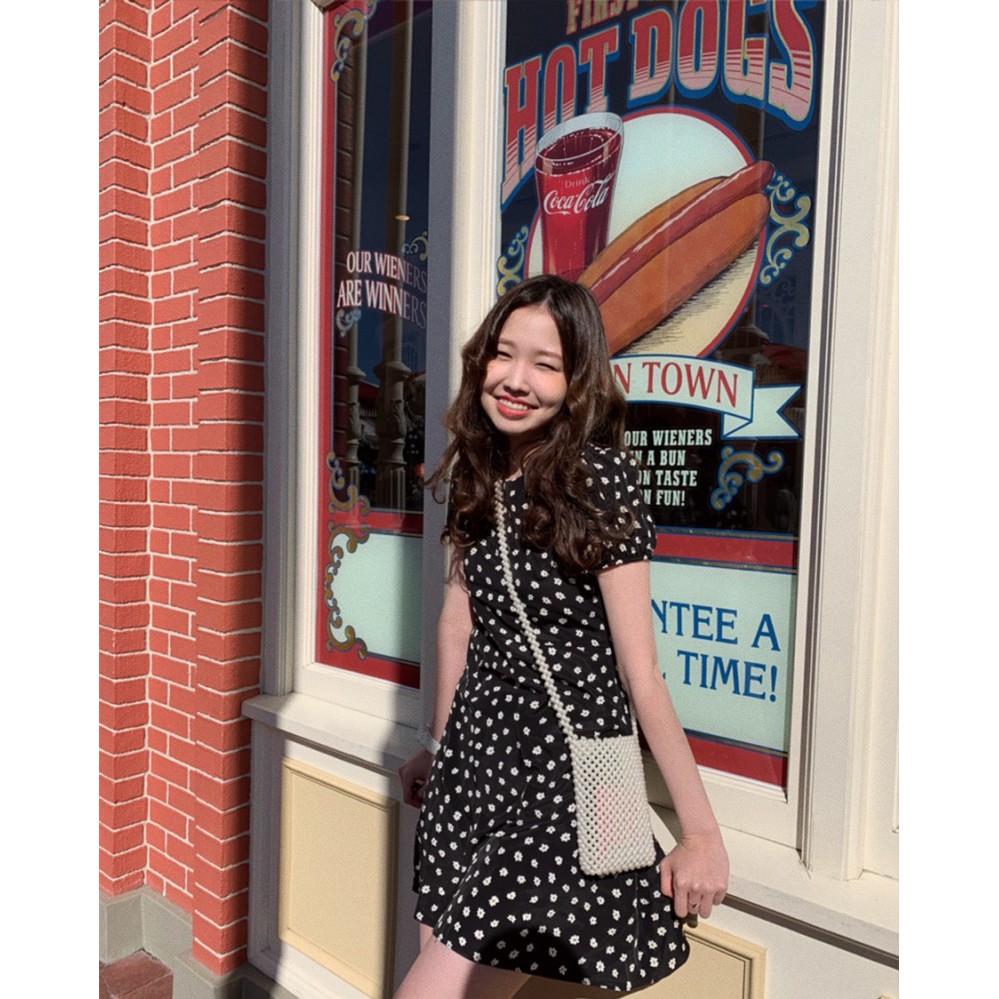 Đầm ngắn tay in hoa xinh xắn và ngọt ngào | BigBuy360 - bigbuy360.vn