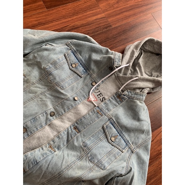 Khoác jeans lổi bẩn nhẹ