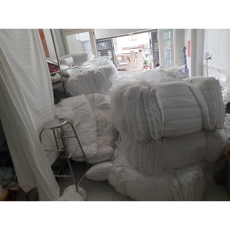 Mền chần bông trắng trơn cotton Cao Cấp cho khách sạn nhà nghỉ gia đình mỏng nhẹ