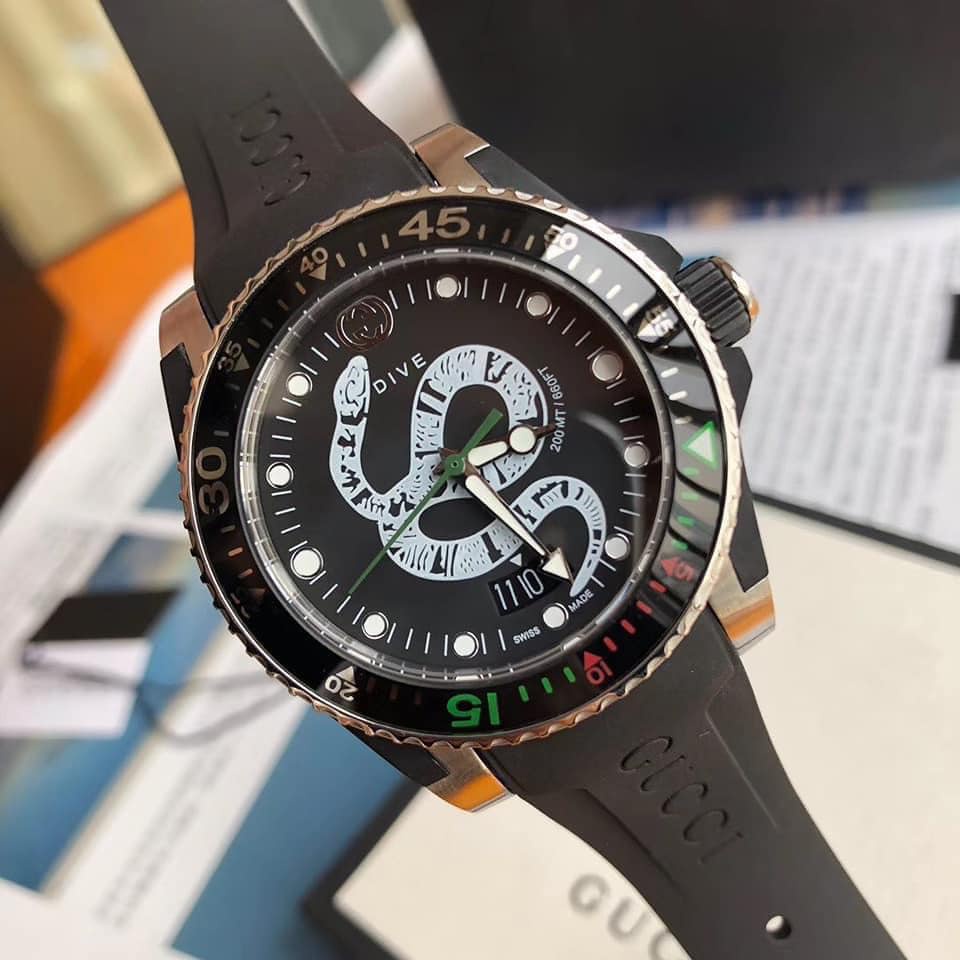 Đồng Hồ Nam Gucci Dive Watch 40mm YA136323