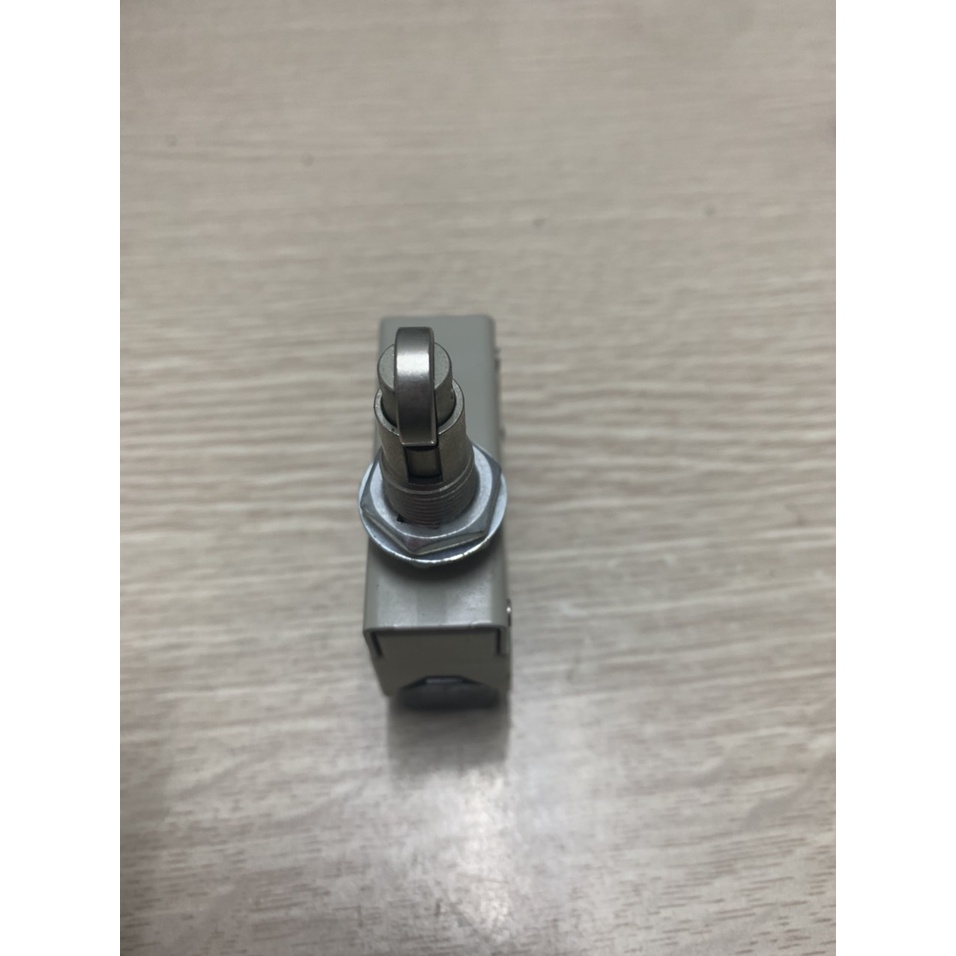 Công tắc hành trình YBLXW-6/11ZL  Chint