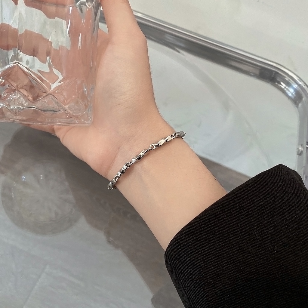Vòng Tay Thép Titan Không Phai Màu 3.8MM Cá Tính Cho Nam