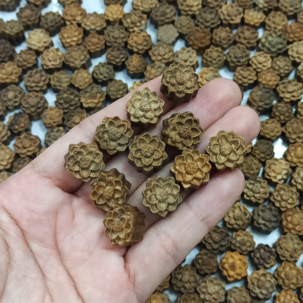 Charm TUDO hoa sen gỗ trầm tốc tự nhiên làm vòng tay DIY thiết kế size 12li hợp để mix vòng hạt size 6-10li