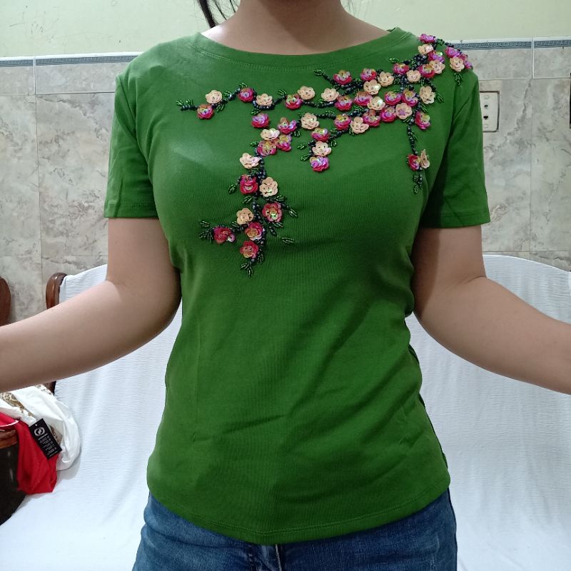Áo Thun Ôm Nữ Kết Hoa Đào Bằng Cườm Siêu Đẹp Size Đại Nhiều Màu