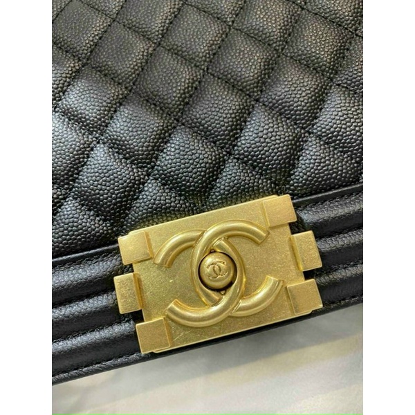 Chanel Boy Da Gạo Full Box Nguyên Seal