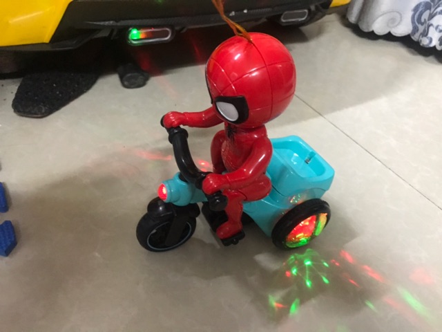 ĐỒ CHƠI TRUNG THU - SIÊU NHÂN NHỆN ĐI XE BỐC ĐẦU