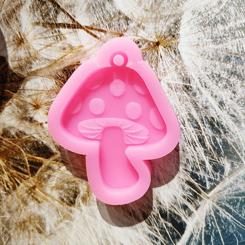 Khuôn Làm Móc Khóa Bằng Nhựa Resin Hình Cây Nấm sa