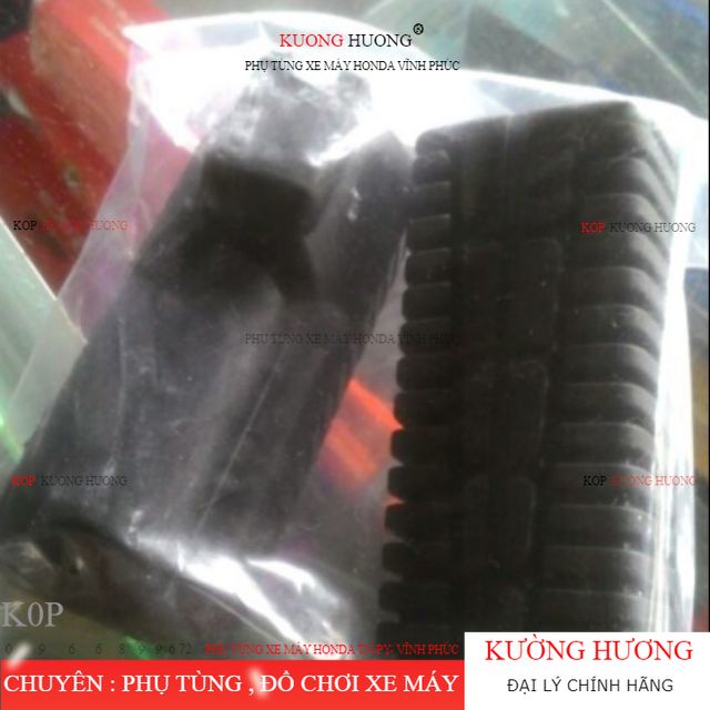 Cao su để chân chính xe máy DREAM WAVE 110 sirius