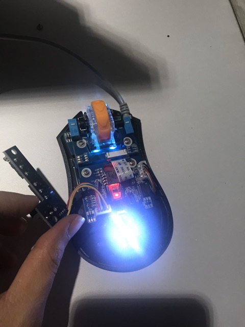 Chuột gaming chuyên game JD70 chip Avago 3050 4000 Dpi led RGB