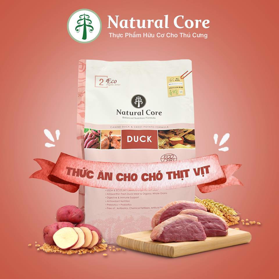 10kg THỨC ĂN HỮU CƠ NATURAL CORE CHO CHÓ THỊT VỊT chế biến từ các loại thịt tươi và các nguyên liệu được chứng nhận.