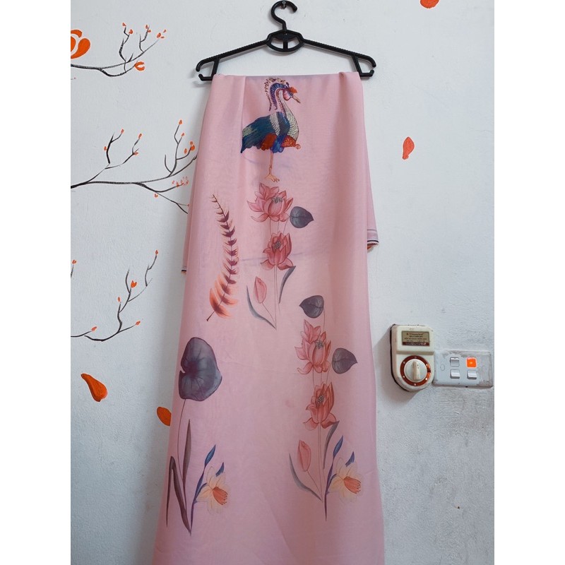 Vải tơ óng để may áo dài cách tân