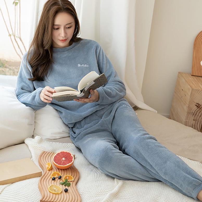 Bộ Nỉ Bông Mặc Nhà Mùa Đông Cho Nữ Siêu Ấm, Quần Bo Gấu Vải Mềm Nhẹ Thêu Chữ D'studio