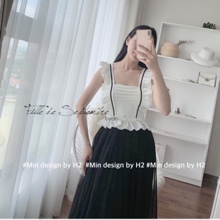 Áo peplum viền cánh tiên