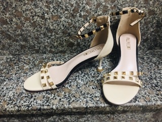 Thanh lý giày cao gót 5cm size 37