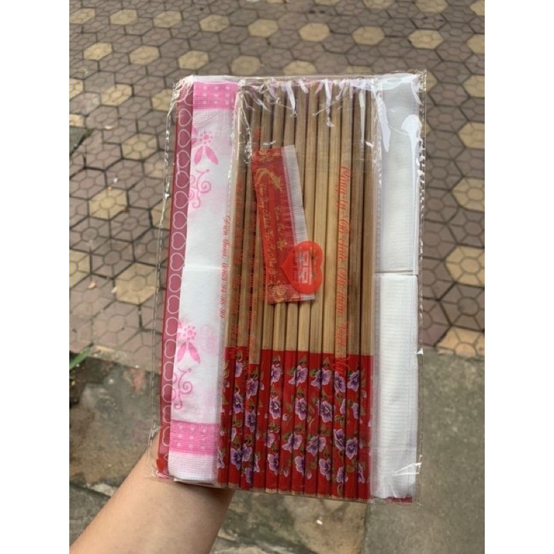 1 gói đũa tre kèm tăm và giấy cho lễ cỗ