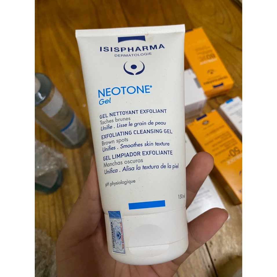 ISIS PHARMA NEOTONE GEL 150ml Sữa Rửa Mặt Trắng Sáng Da