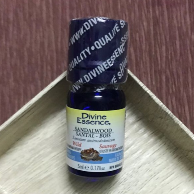TINH DẦU ĐÀN HƯƠNG SANDALWOOD CHÂU Á 5ML - DIVINE ESSENCE