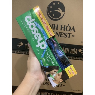 Kem đánh răng Closeup bạc hà 230g