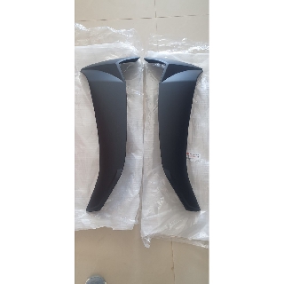 Cánh yếm ngoài zin Sirius đen mờ