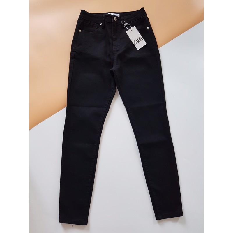 [Mã WASTMAY giảm 15% tối đa 30K đơn 150K] Jean đen cao cấp Q102T1