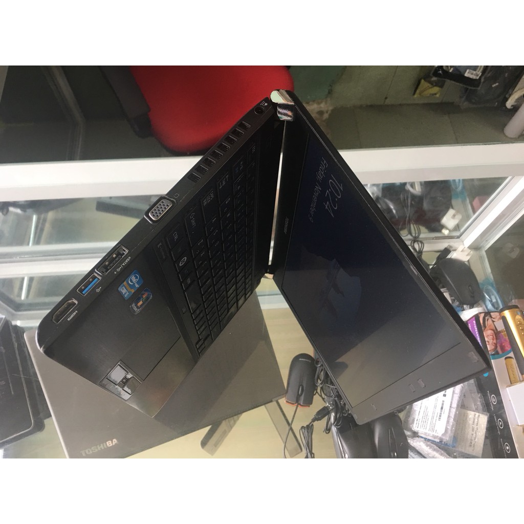 LAPTOP NHẬT TOSHIBA R930, CORE I5/ THẾ HỆ 3/ RAM 4G/ 320G, 13.3inch, GỌN NHẸ PIN LÂU | WebRaoVat - webraovat.net.vn