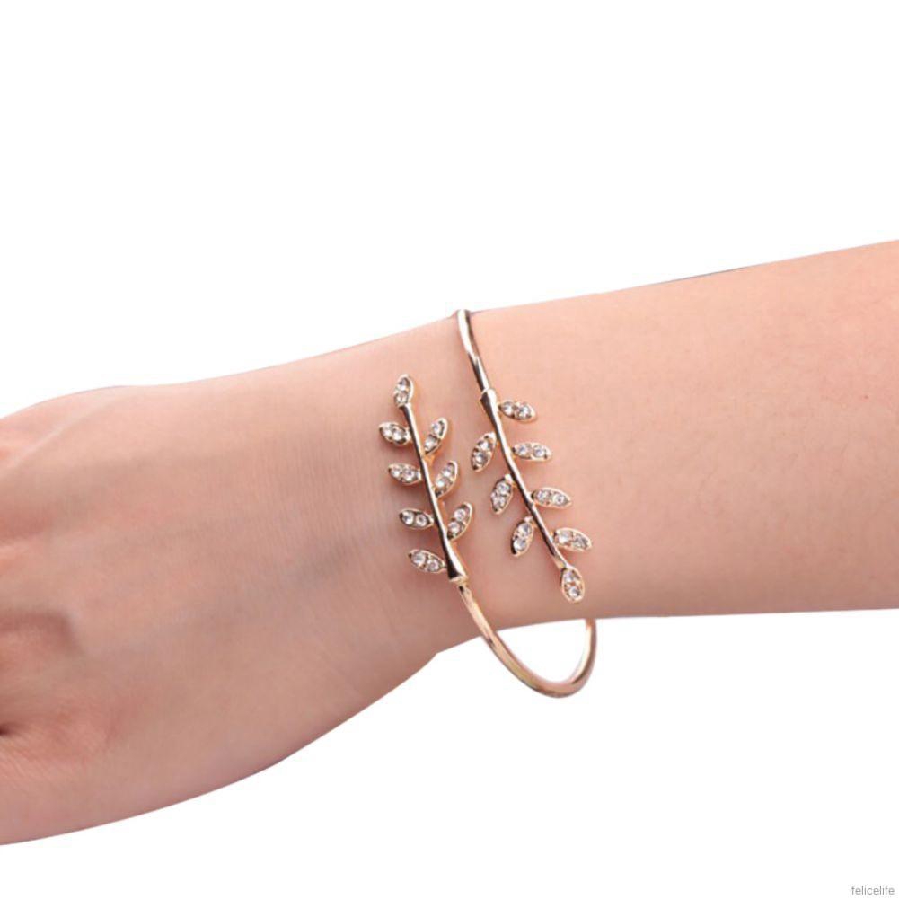 Vòng tay đính đá có thể điều chỉnh dễ dàng