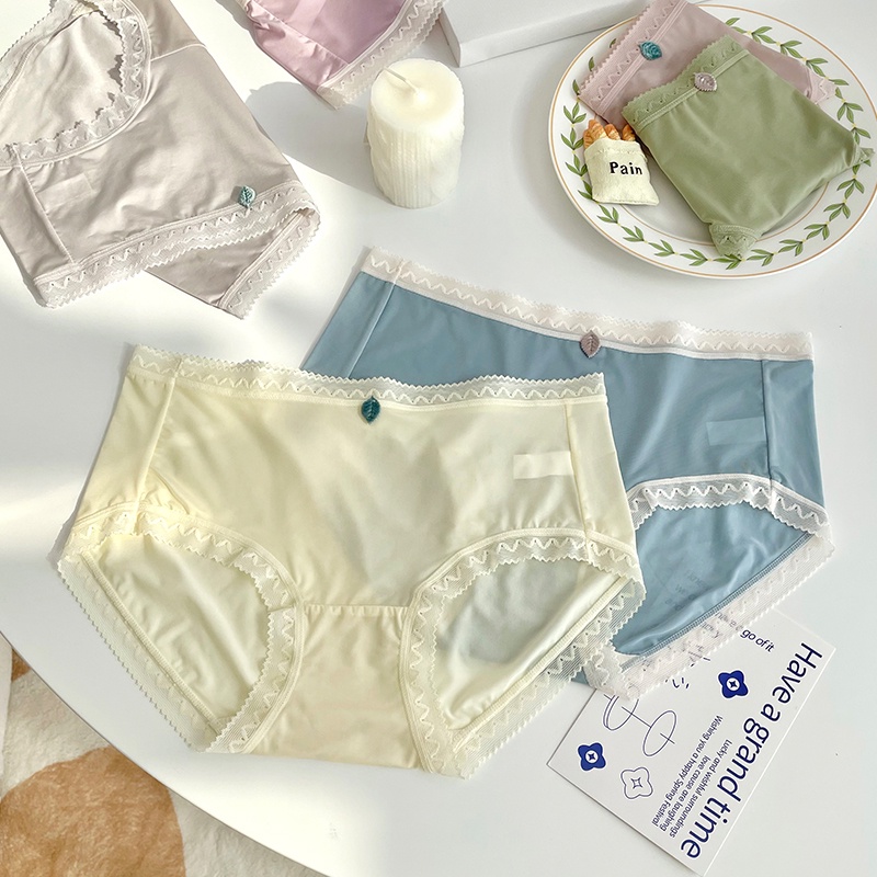 Bộ sưu tập quần lót cạp ẩn đính hình lá nhẹ nhàng với làn da phụ nữ, đáy quần cotton thoáng mát