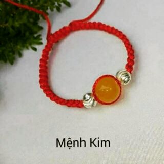 Vòng tay chỉ đỏ may mắn mệnh kim
