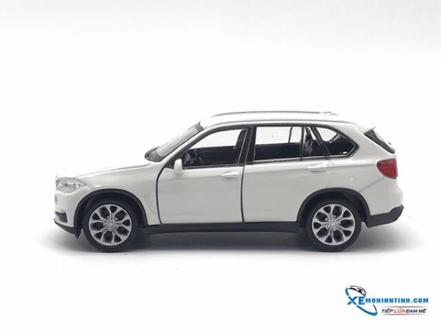 Xe Mô Hình BMW X5 WELLY 1:36 (Trắng)