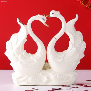 Mô hình thiên nga bằng gốm sứ trang trí nhà cửa sáng tạo