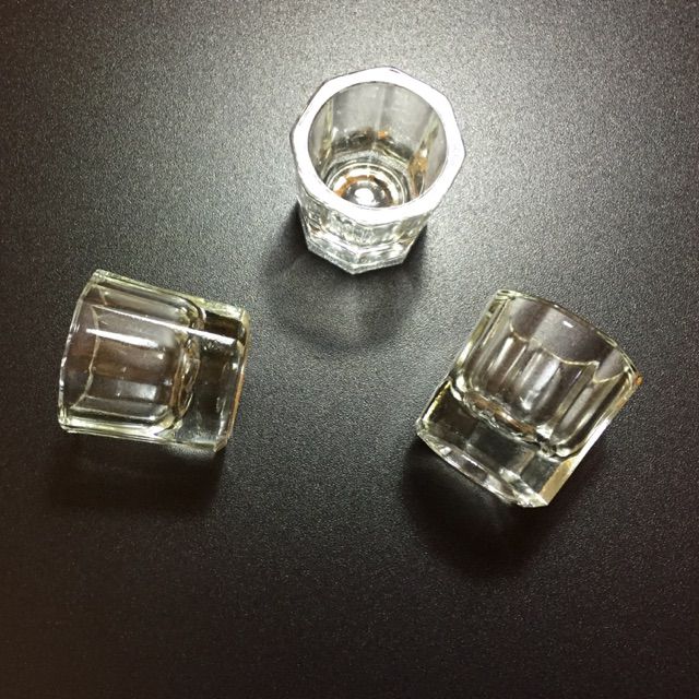 HŨ THỦY TINH ĐỰNG LƯU HUỲNH - PHỤ KIỆN NAIL