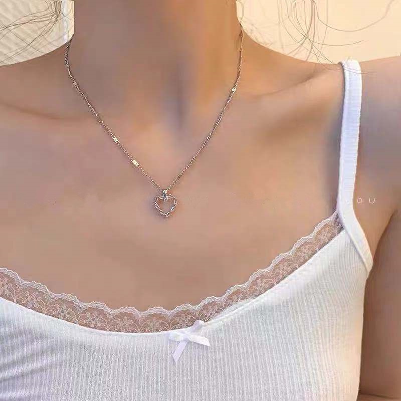 Dây Chuyền Mặt Trái Tim Đính Đá Zircon Phong Cách Nhật Hàn Thời Trang Sang Trọng Thanh Lịch Cho Nữ