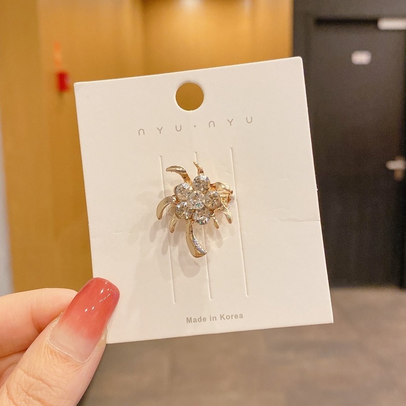 Ghim cài áo thiết kế phong cách mới 2021 thời trang cho nữ