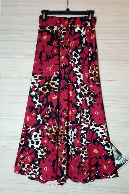 Chân váy dài xuất xịn nhiều mẫu | BigBuy360 - bigbuy360.vn