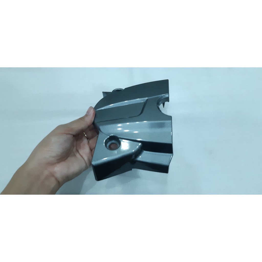 Nắp Che Nhông Trước Xe Sirius - Hàng Hãng