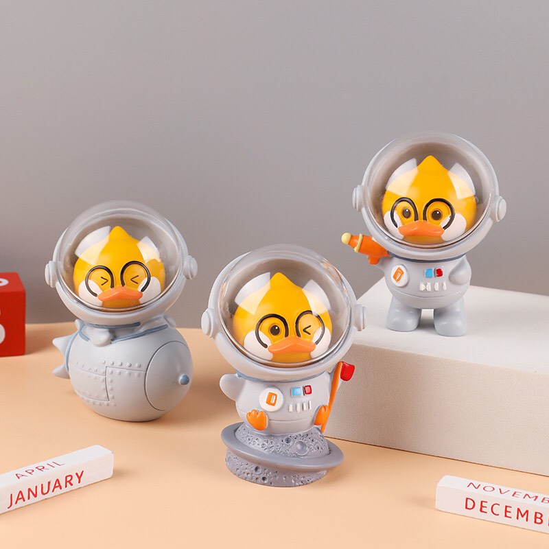 Set 3 mô hình chú vịt vàng cosplay Phi Hành Gia dễ thương trang trí bàn học, góc học tập, phòng ngủ-Ráp