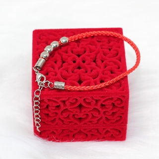 ***MÓN QUÀ MAY MẮN*** Vòng Chỉ Đỏ Đeo Tay - Tình Yêu & May Mắn