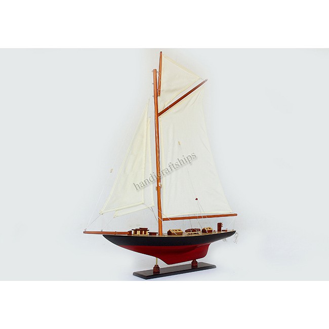 Thuyền Buồm Gỗ Phong Thủy Columbia màu Đen - Đỏ dài 50cm