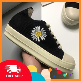Giày Sneaker Rick Hoa Cúc Vải Dệt, Đế Khâu, Thơm Hương Vani Full Size Nam Nữ | RHO001