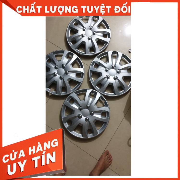 bộ 4 ốp lazang thời trang cài vào vành lốp r13 và r14