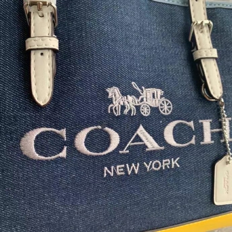 ✨ TÚI COACH TOTE MOLLIE C4085