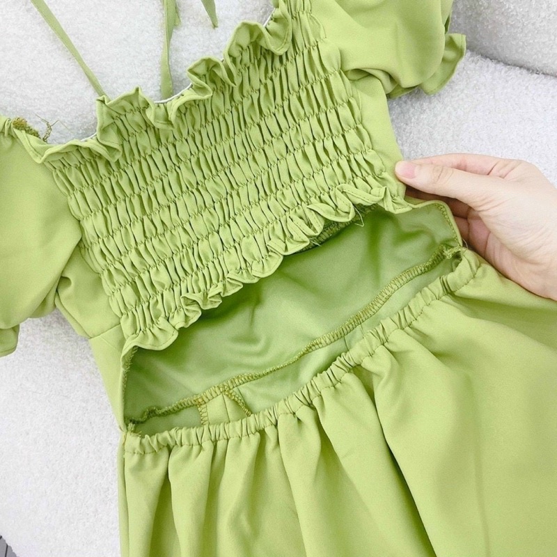 MAXI XANH BƠ RỚT VAI CỔ YẾM CUTOUT LƯNG