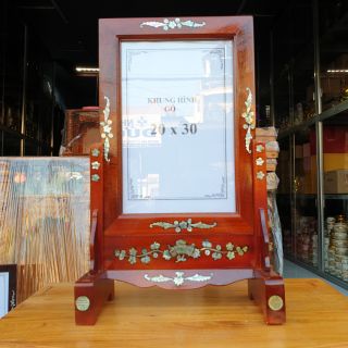 Khung hình thờ hình gỗ tràm hình gỗ tràm bông vàng 20×30 cẩn