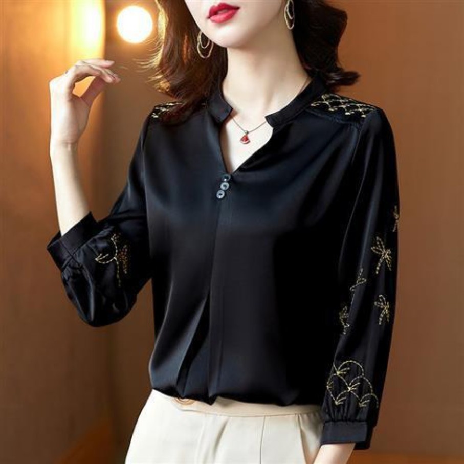 Áo sơ mi lụa satin cổ chữ v tay lửng dáng rộng thêu họa tiết màu trơn cho nữ